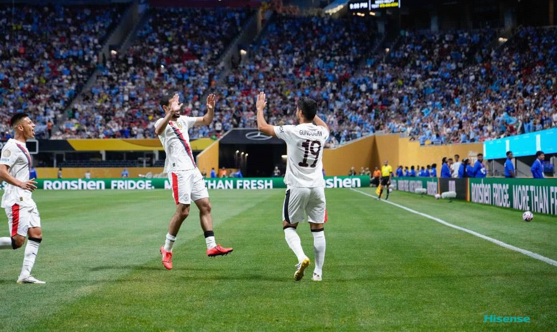 包含哈兰德与泰山激战正酣，补时阶段一粒世界波决定胜负！的词条